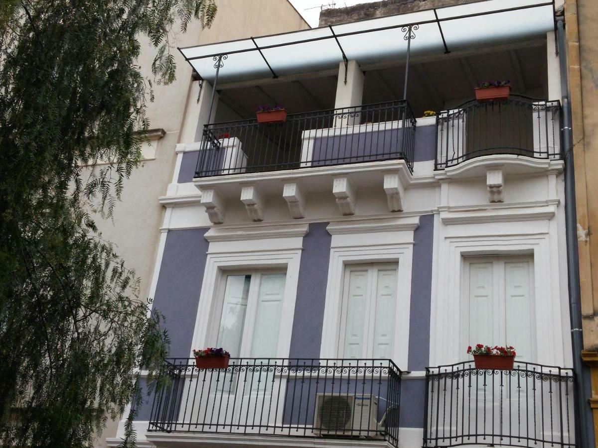 Frida Guest House Катания Екстериор снимка